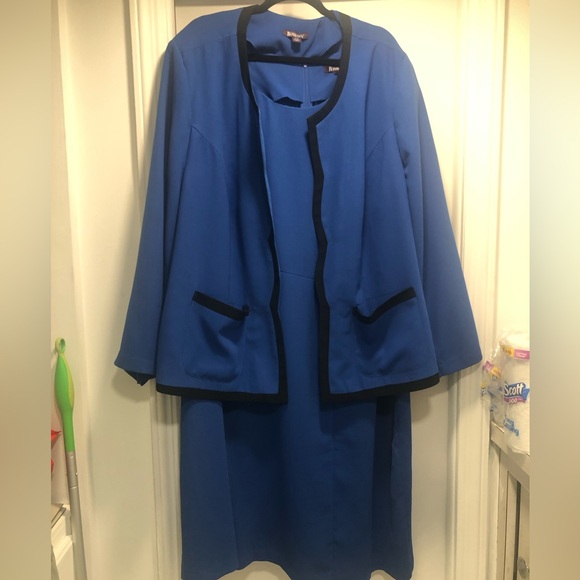 Roaman's Dresses & Skirts - Roamans jacket dress, size 32